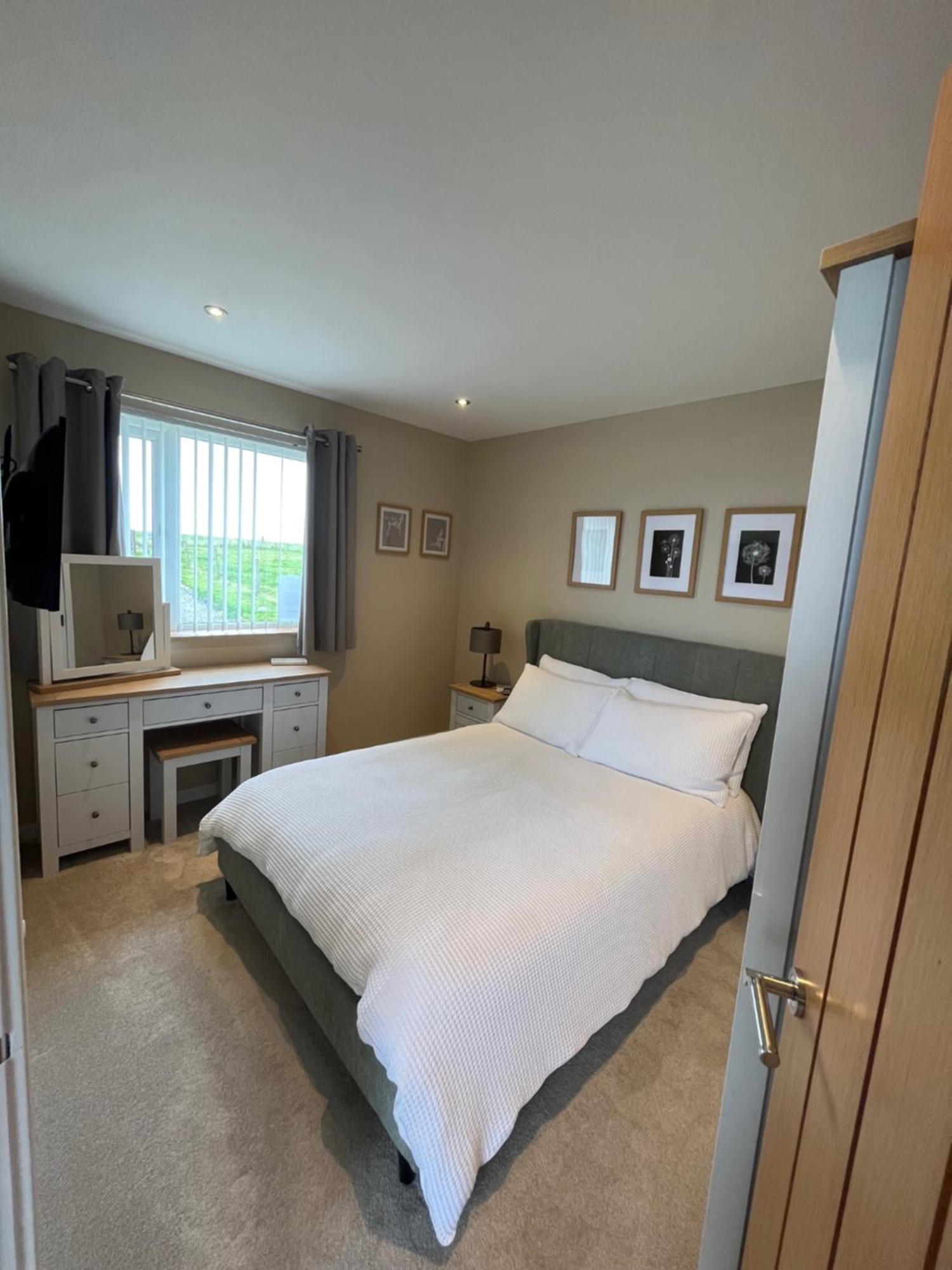 Loanside Lodge, Self-Catering, Holm, Orkney. Saint Marys Buitenkant foto